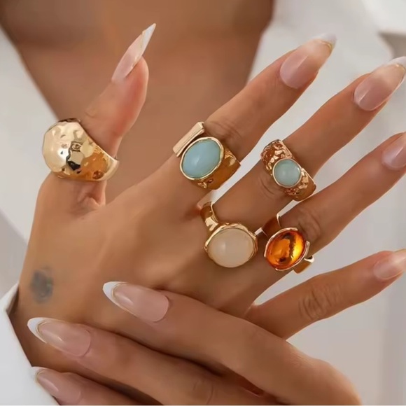 Retro Bohemian Gold Ring Set - Picture 3 of 11